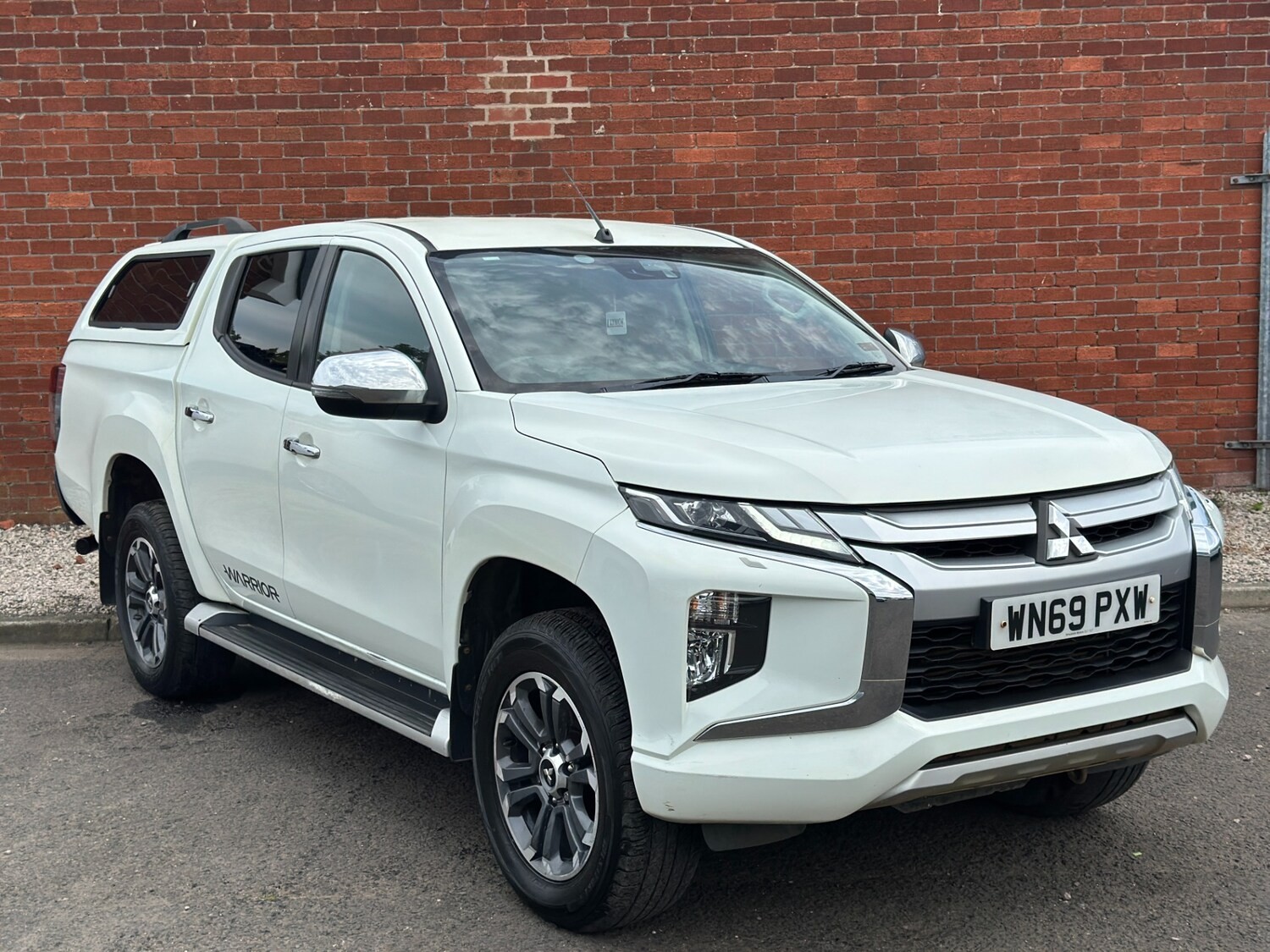 2019 69 Mitsubishi L200 2.2 DI-D DC Warrior Pickup Double Cab Auto 4WD Euro 6