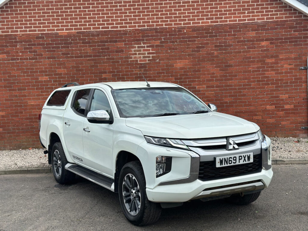 2019 69 Mitsubishi L200 2.2 DI-D DC Warrior Pickup Double Cab Auto 4WD Euro 6