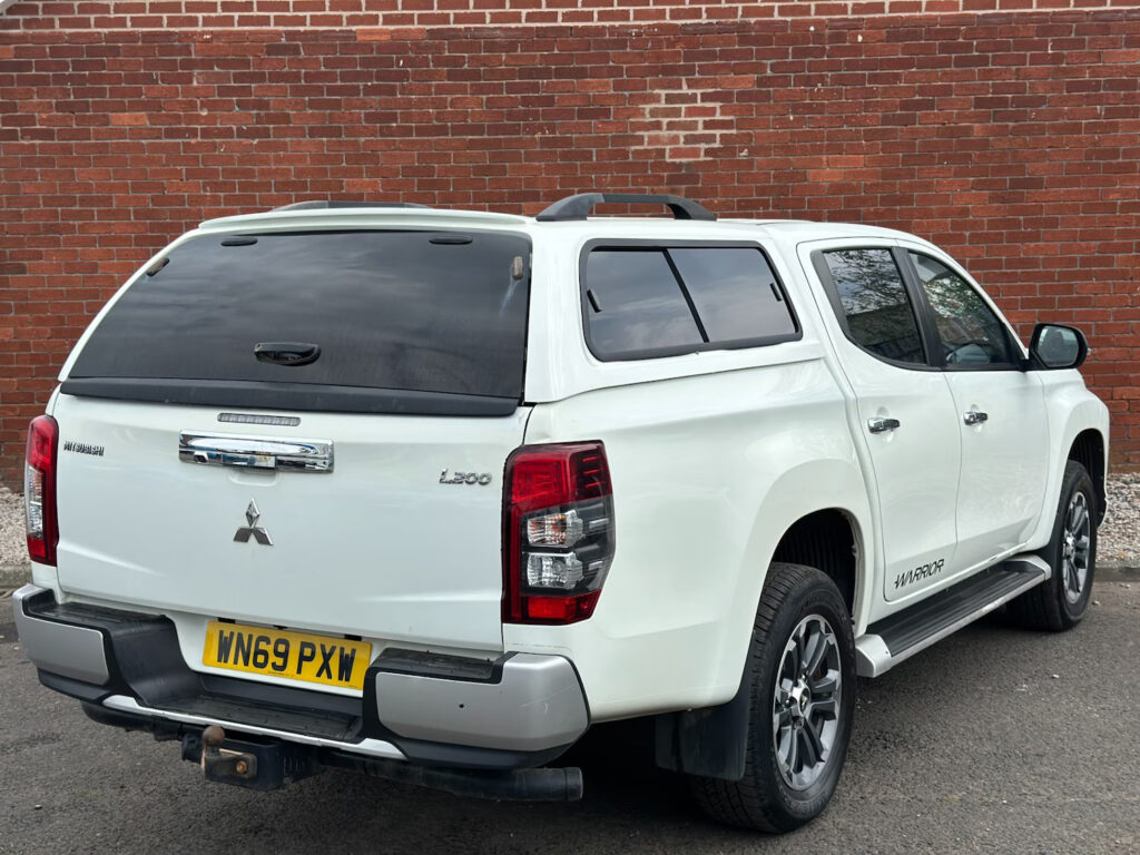 2019 69 Mitsubishi L200 2.2 DI-D DC Warrior Pickup Double Cab Auto 4WD Euro 6
