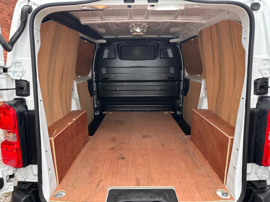2021 71 Vauxhall Vivaro 1.5 Turbo D 2700 Dynamic Panel Van 6dr L1 H1 Euro
