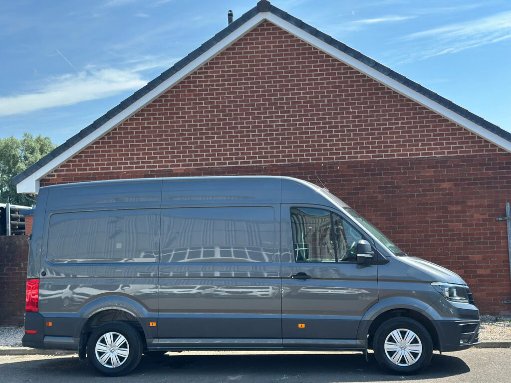 2022 Volkswagen Crafter 2.0 TDI CR35 Trendline FWD MWB Euro 6 (s/s) 5dr 140ps