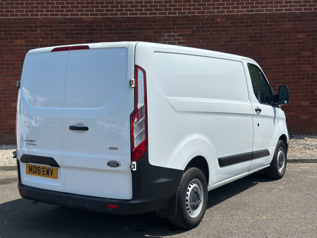 2018 Ford Transit Custom 2.0 TDCi 105ps Low Roof Van PANEL VAN Diesel Manual