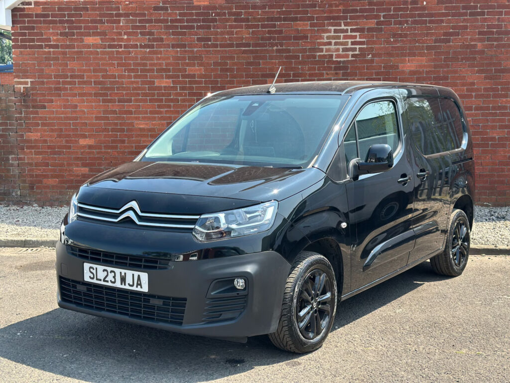2023 2023 Citroen Berlingo 1.5 BlueHDi 1000 Driver Edition M SWB 3 SEATS *BLACK*