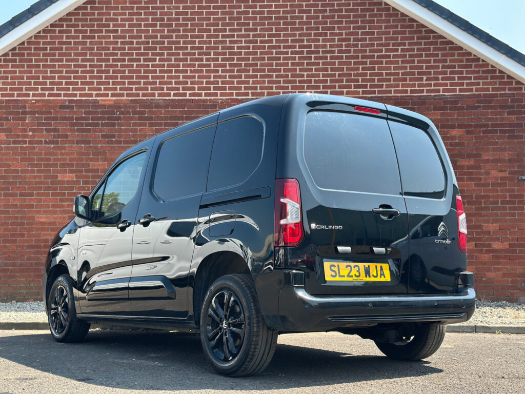 2023 2023 Citroen Berlingo 1.5 BlueHDi 1000 Driver Edition M SWB 3 SEATS *BLACK*