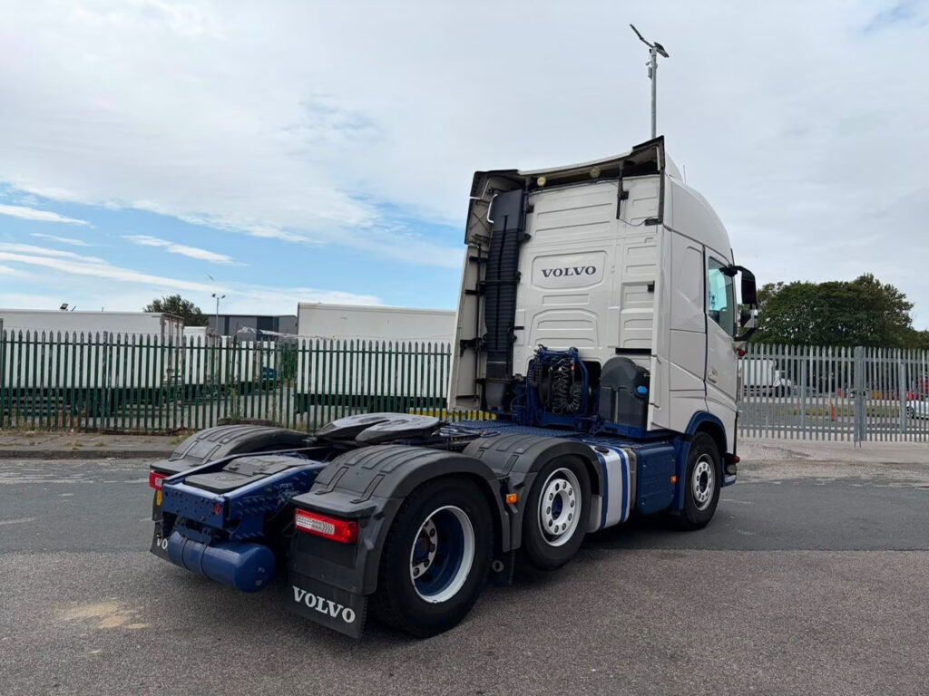 2017 VOLVO FH500 6X2