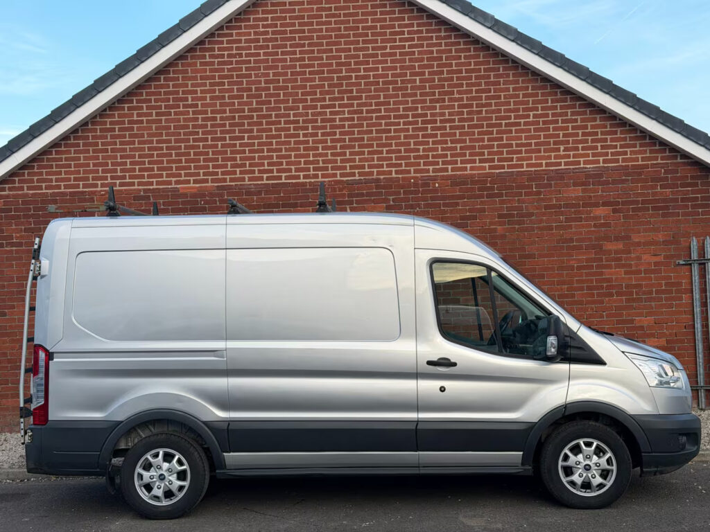 2018 Ford Transit 2.0 290 EcoBlue Panel Van Manual FWD L2 H2 Euro 6 *AIR CON*