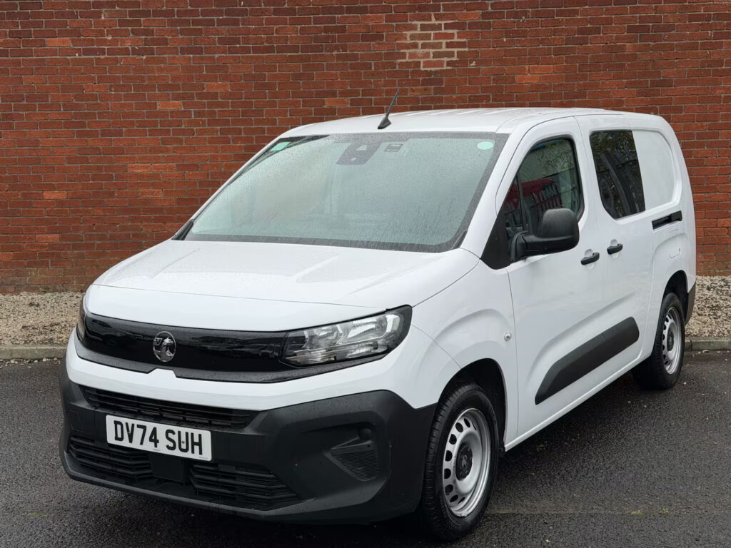 2024 74 Vauxhall Combo 1.5 Turbo D 2300 Prime XL Crew Van LWB Euro 6 6dr 5 SEATS