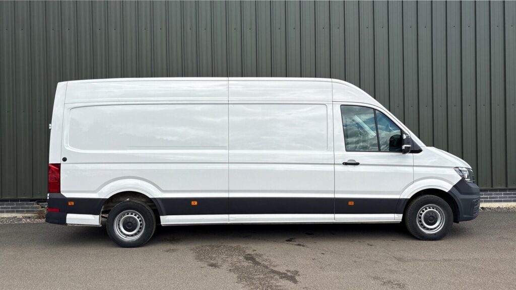 2022 Volkswagen Crafter 2.0 TDI CR35 Trendline Panel Van Manual FWD LWB +VAT