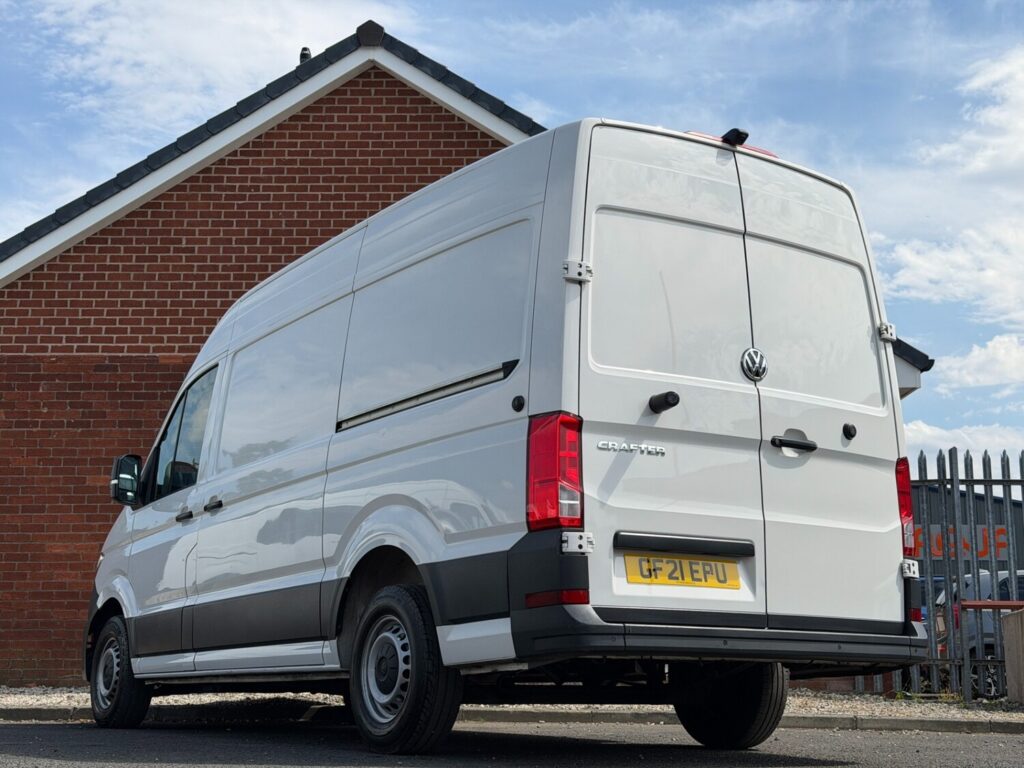 2021 Volkswagen Crafter 2.0 TDI CR35 Trendline Panel Van Manual FWD MWB *NO VAT*
