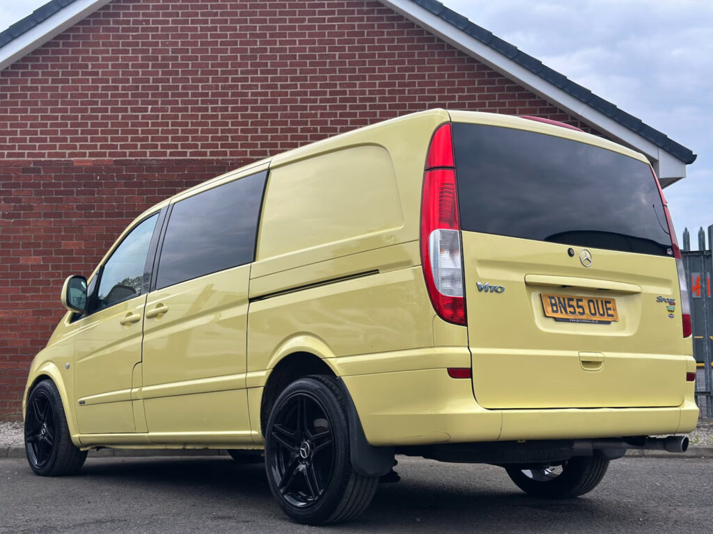 2005 55 MERCEDES-BENZ VITO 2.1 115CDI AUTOMATIC CREW VAN *FACTORY PAINT* NO VAT