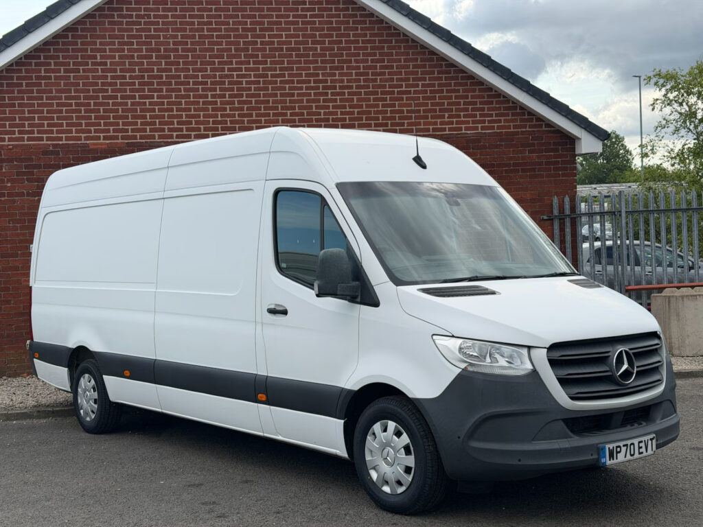 2020 70 Mercedes-Benz Sprinter 2.0 317 CDI Premium G-Tronic RWD L3 H2 +VAT