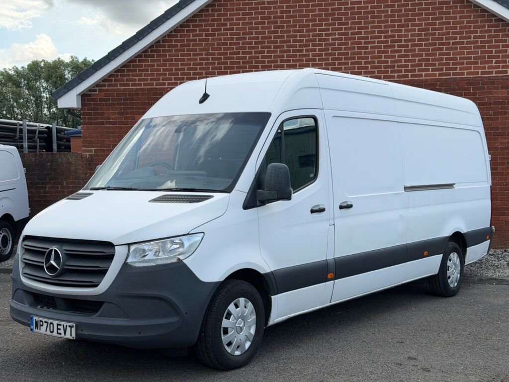 2020 70 Mercedes-Benz Sprinter 2.0 317 CDI Premium G-Tronic RWD L3 H2 +VAT