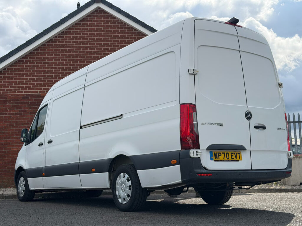 2020 70 Mercedes-Benz Sprinter 2.0 317 CDI Premium G-Tronic RWD L3 H2 +VAT