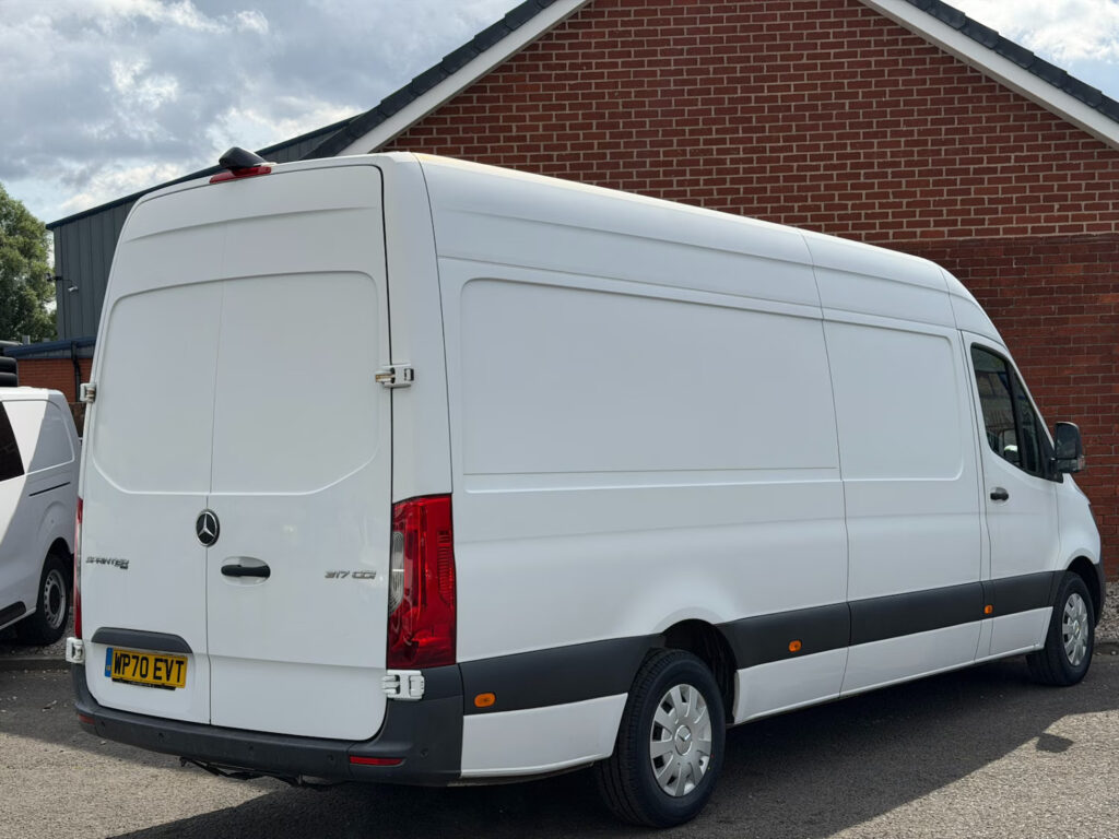 2020 70 Mercedes-Benz Sprinter 2.0 317 CDI Premium G-Tronic RWD L3 H2 +VAT
